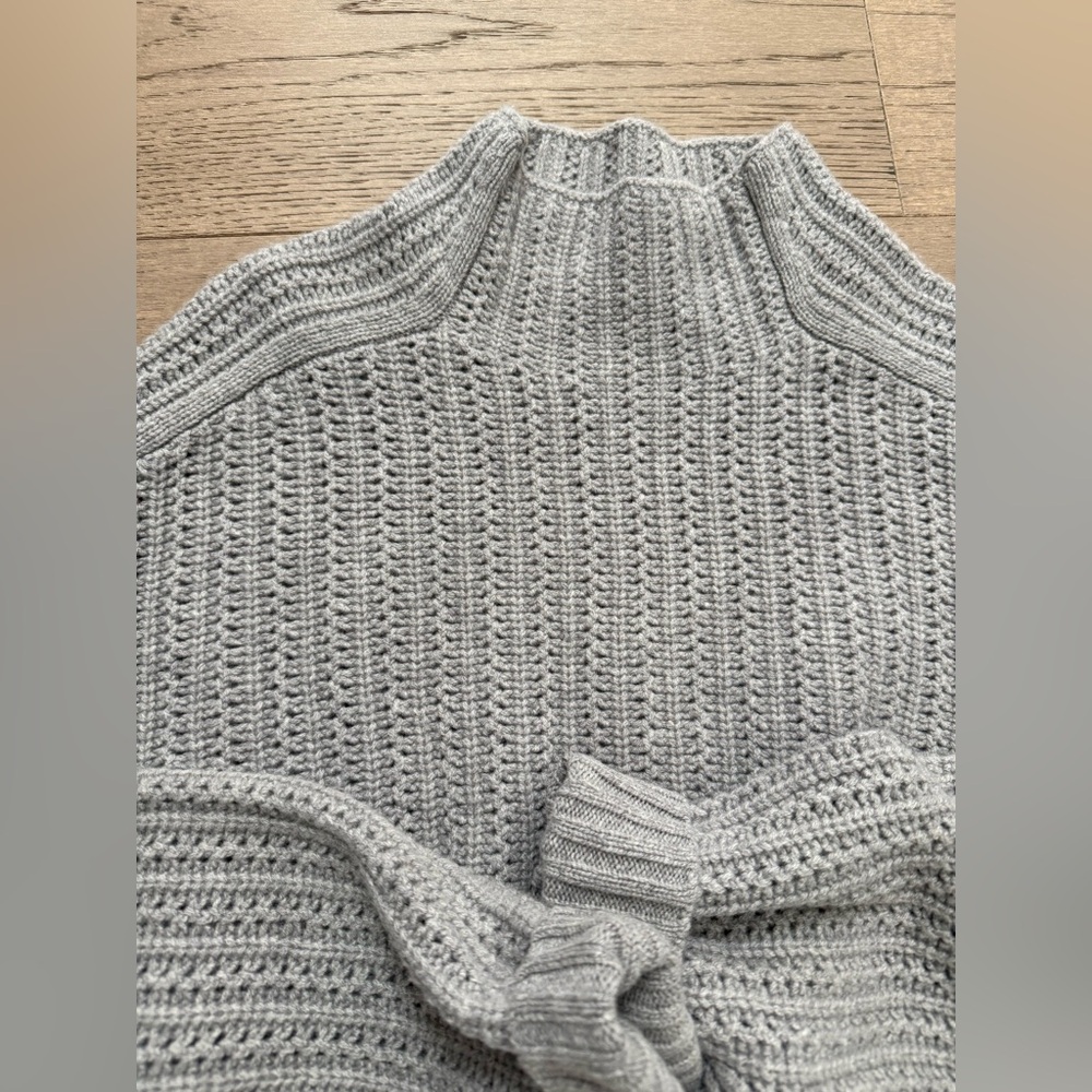 Madewell 100% Wool Mock Neck Sweater – Boxy Fit, Gray, Size L - Picture 2 of 7